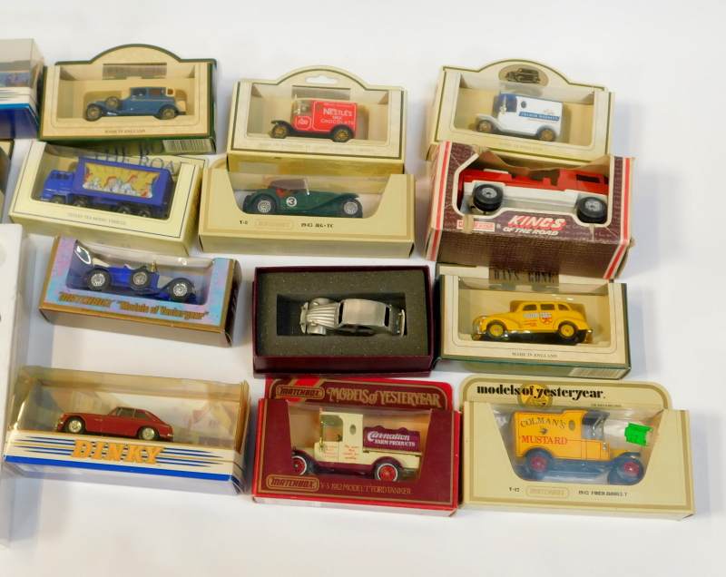 A group of Matchbox and Lledo Models of Yesteryear diecast vehicles, boxed. (1 tray) - Bild 3 aus 3