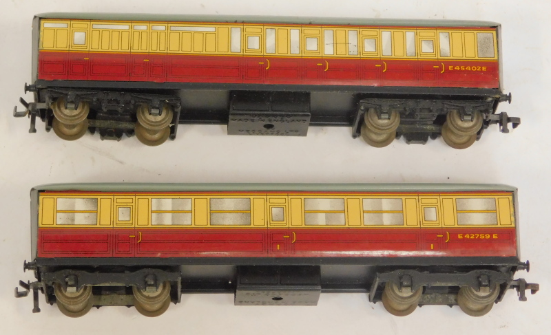 A Hornby Dublo EDP11 passenger train set Silver King, boxed. - Image 5 of 9