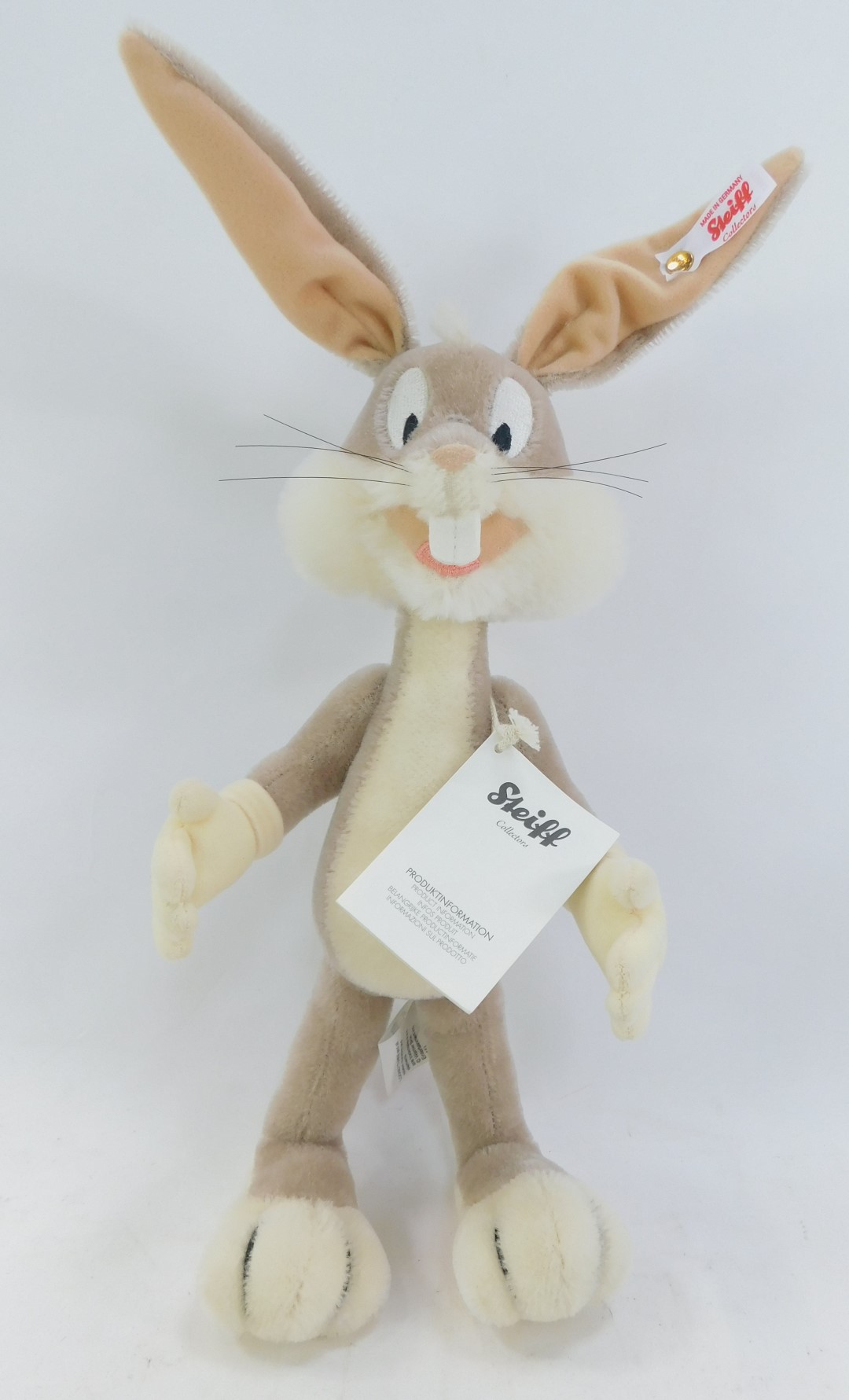 A Steiff Loony Tunes Bugs Bunny, limited edition number 954/2000, 26cm high, with certificate, - Image 2 of 3