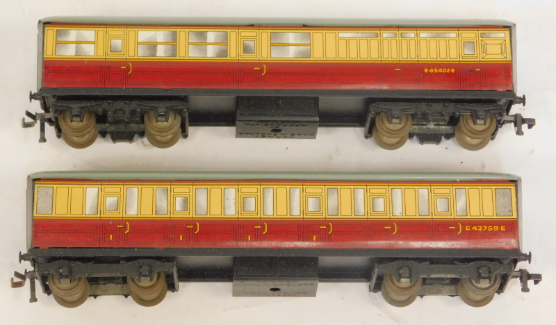 A Hornby Dublo EDP11 passenger train set Silver King, boxed. - Image 4 of 9