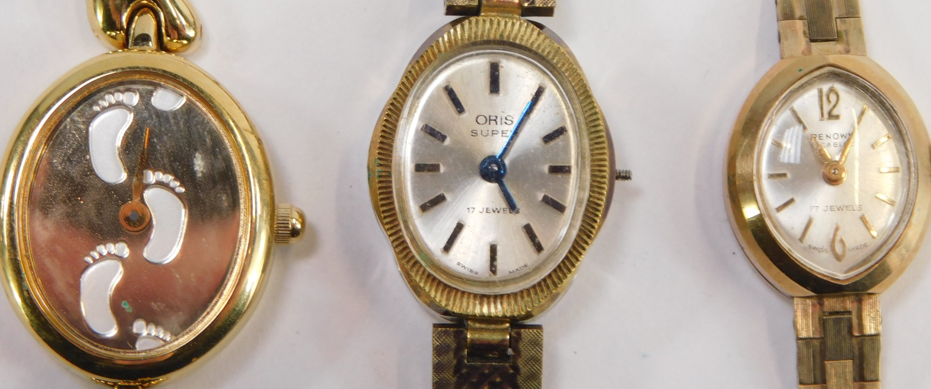 A collection of wristwatches, comprising a 1940s wristwatch, with black painted dial and numeric - Image 4 of 7