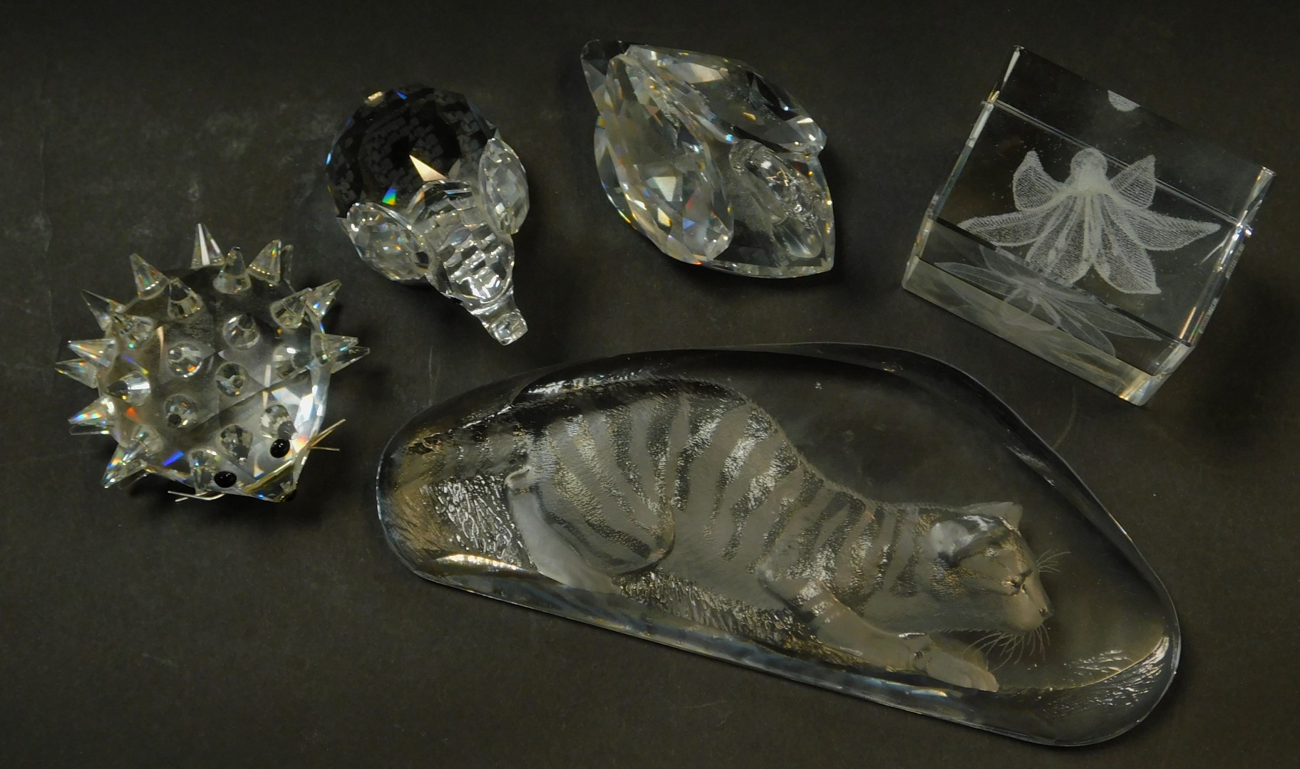 A group of Swarovski crystal, comprising an elephant, 6cm high, swan, 5cm high, and a hedgehog, - Image 2 of 5