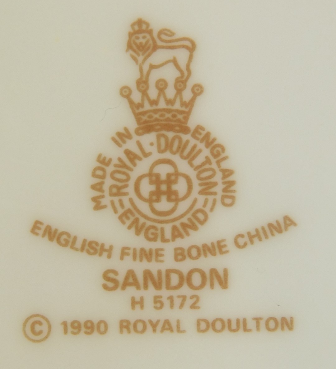 A Royal Doulton Sandon pattern part tea service, comprising milk jug, sugar bowl, five side - Image 4 of 4