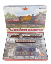 A Bachmann Branchline OO gauge The Railway Children special collectors edition box set, 30575,