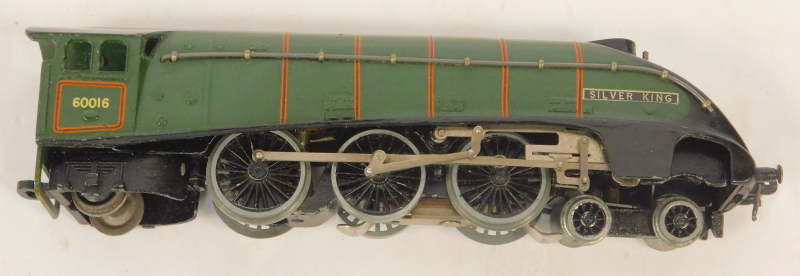 A Hornby Dublo EDP11 passenger train set Silver King, boxed. - Image 8 of 9
