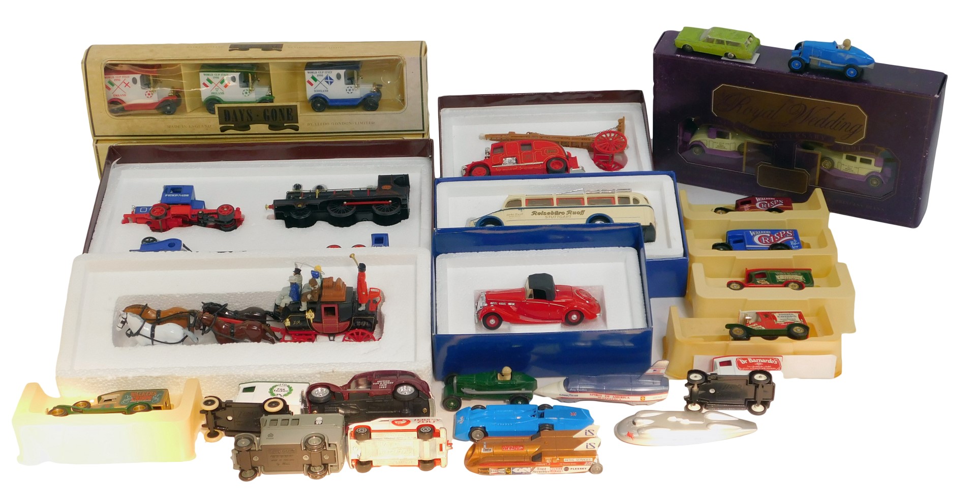 Various boxed diecast cars, to include Days Gone, Lledo The Royal Wedding cars, Models of Yesteryear