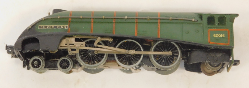 A Hornby Dublo EDP11 passenger train set Silver King, boxed. - Image 7 of 9