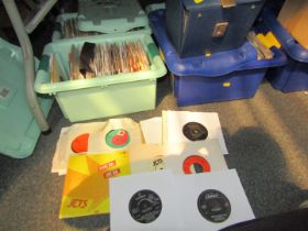 A collection of singles, to include Cliff Richard, Elvis, The Who, and others. (all under 1 table)