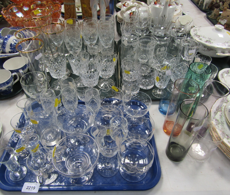 Various glassware, comprising tumblers, Portmeirion style tumblers, Coronation tumbler, etc. (3