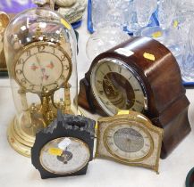 Various mantel clocks, comprising a Fortuna mantel clock, a slate mantel clock, an anniversary