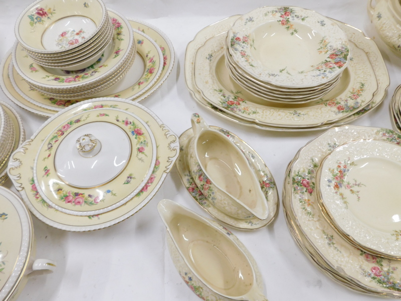 A Crown Ducal Florentine pattern part dinner service, and a similar Solianware dinner service. - Image 3 of 5