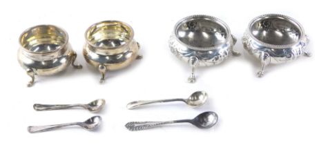Two pairs of silver salts, including a pair of late Edwardian silver salts of cauldron shaped design