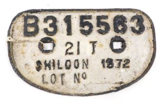 A British Rail cast iron railway wagon plaque, numbered B315563 21T Shildon 1972, 28cm wide.