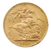 A George V full gold sovereign, dated 1913.