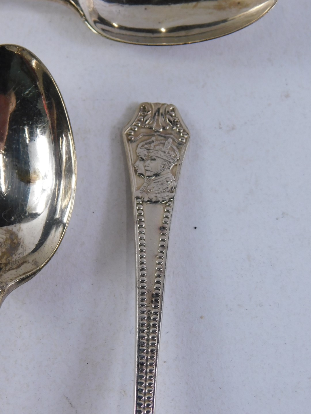 Silver teaspoons and coffee spoons, part set of five spoons with beaded decoration, similar coronati - Image 2 of 3