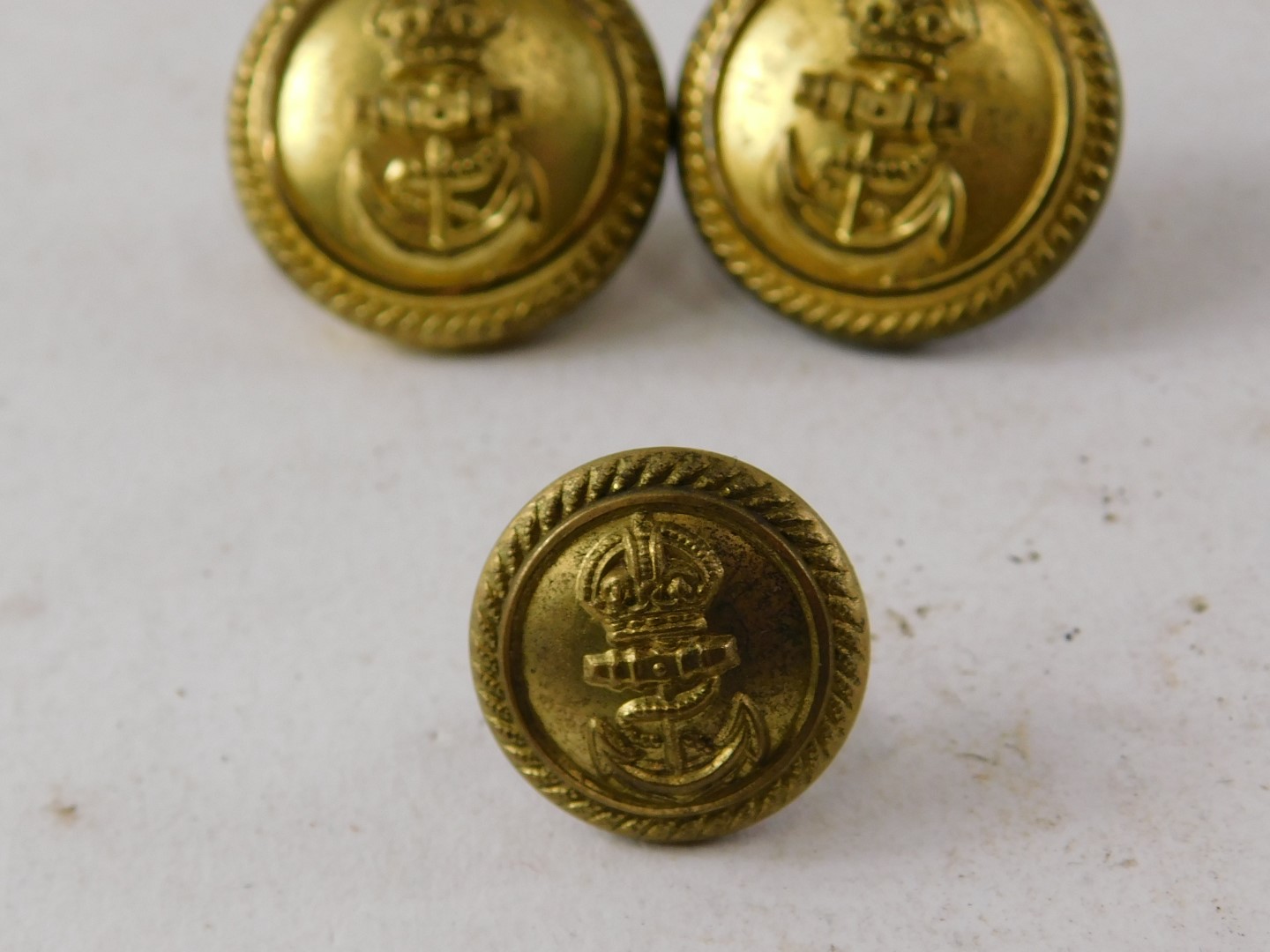 A collection of Royal Navy brass buttons, by J R Gaunt & Sons Ltd (14) a smaller version and an RAF - Image 3 of 7