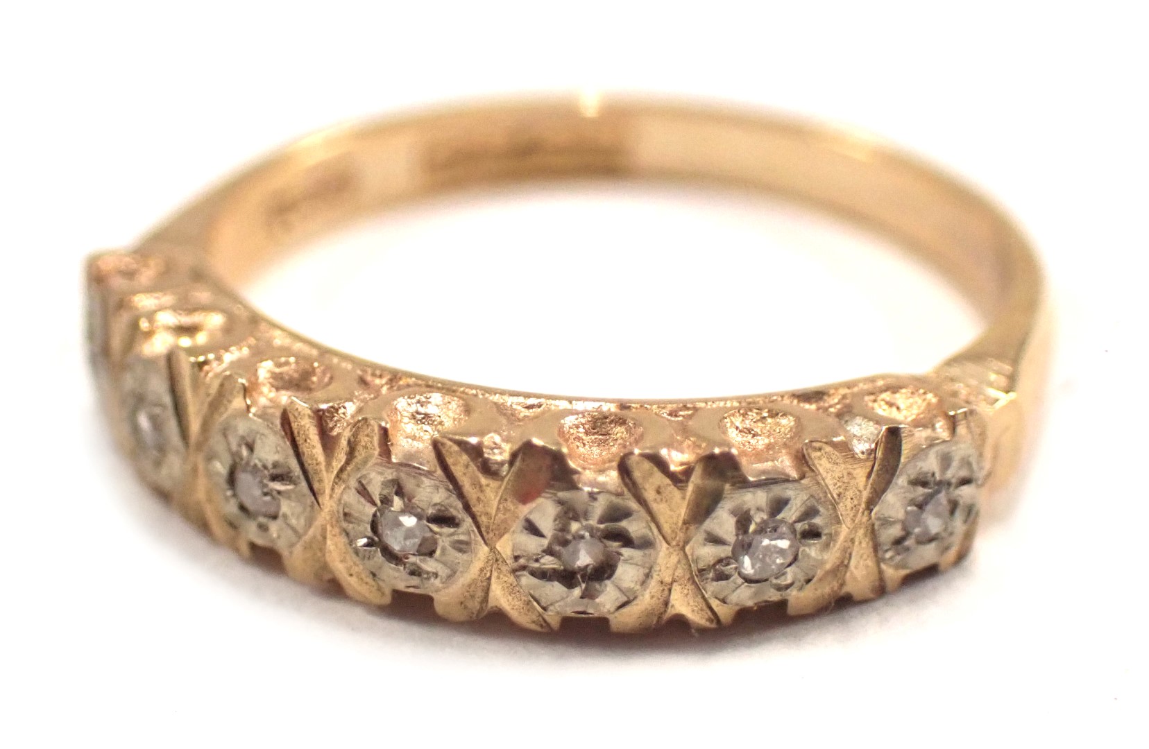 A 9ct gold half hoop dress ring, of cross design with illusion set tiny diamonds, ring size N, 2.4g