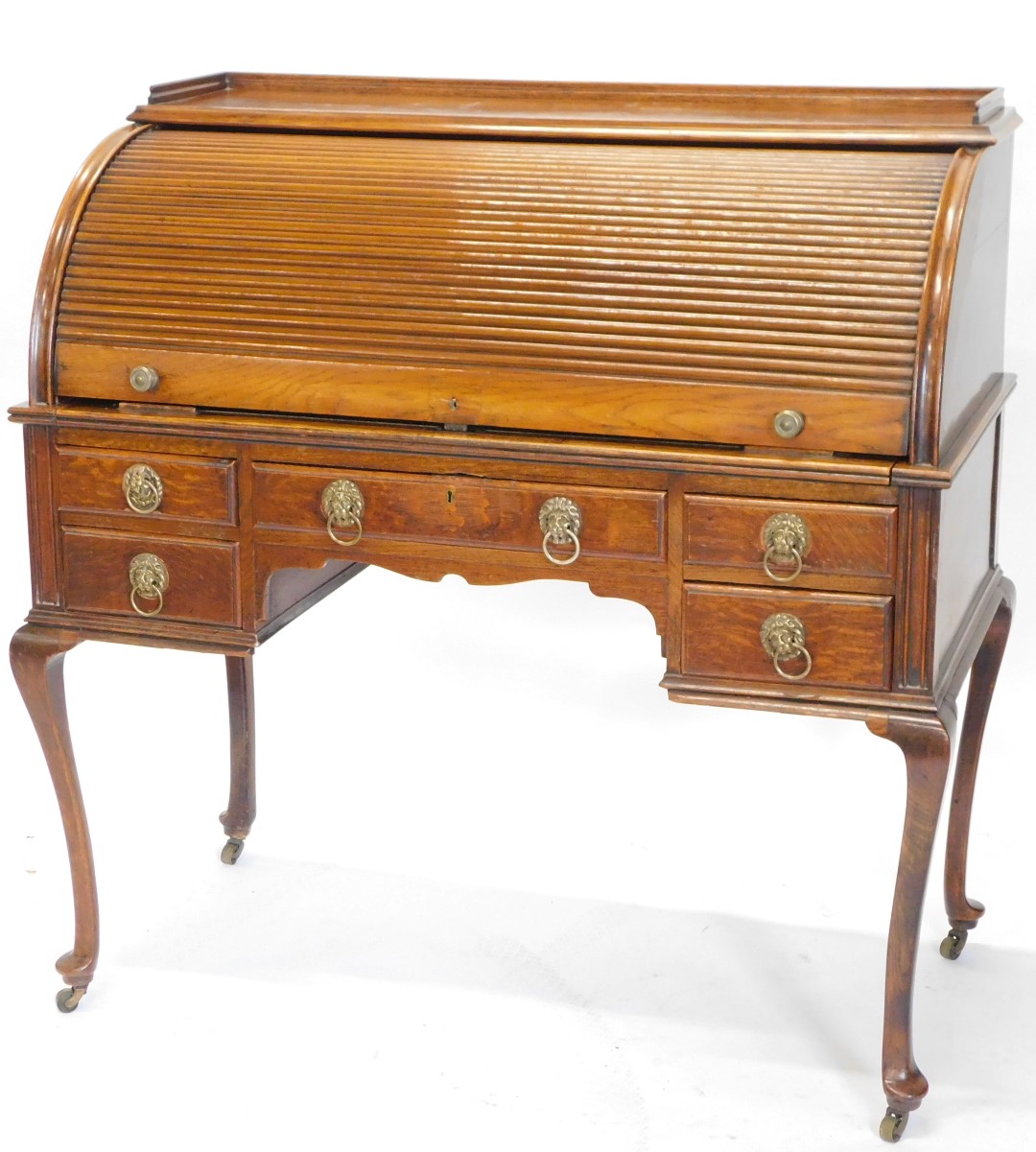 A early to mid 20thC oak roll top desk, with a raised gallery, above a tambour, enclosing fitted int - Image 2 of 2