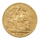 A George V full gold sovereign, dated 1913.