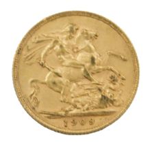 An Edward VII full gold sovereign, dated 1909.