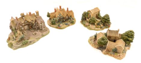 A quantity of Lilliput Lane cottages, to include Kensington Gardens, Old Scrumpy Farm, St Paul's Cat