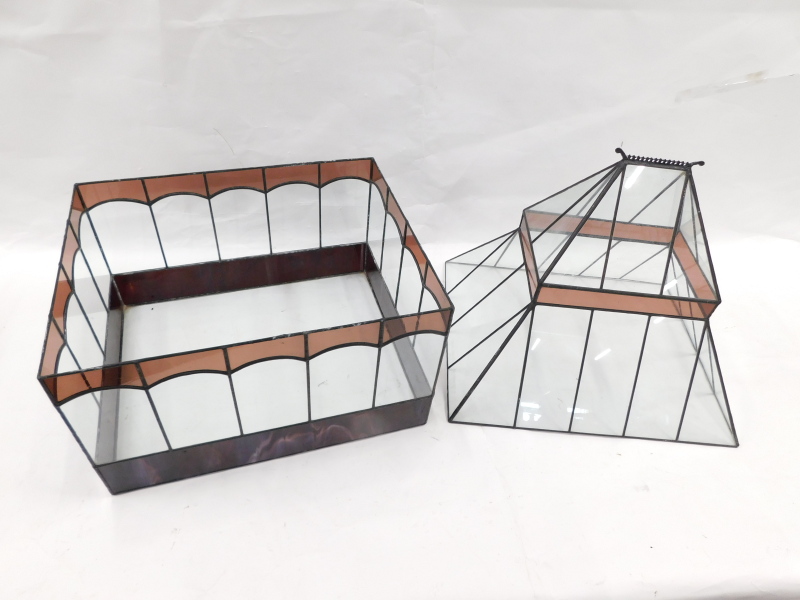 A leaded glass terrarium, the base with purple marbled stained glass panels with an arched roof, 65c - Image 4 of 4