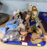 A group of animal figure groups, to include Aynsley Mastercraft polar bear, mouse, hedgehog, a Radn