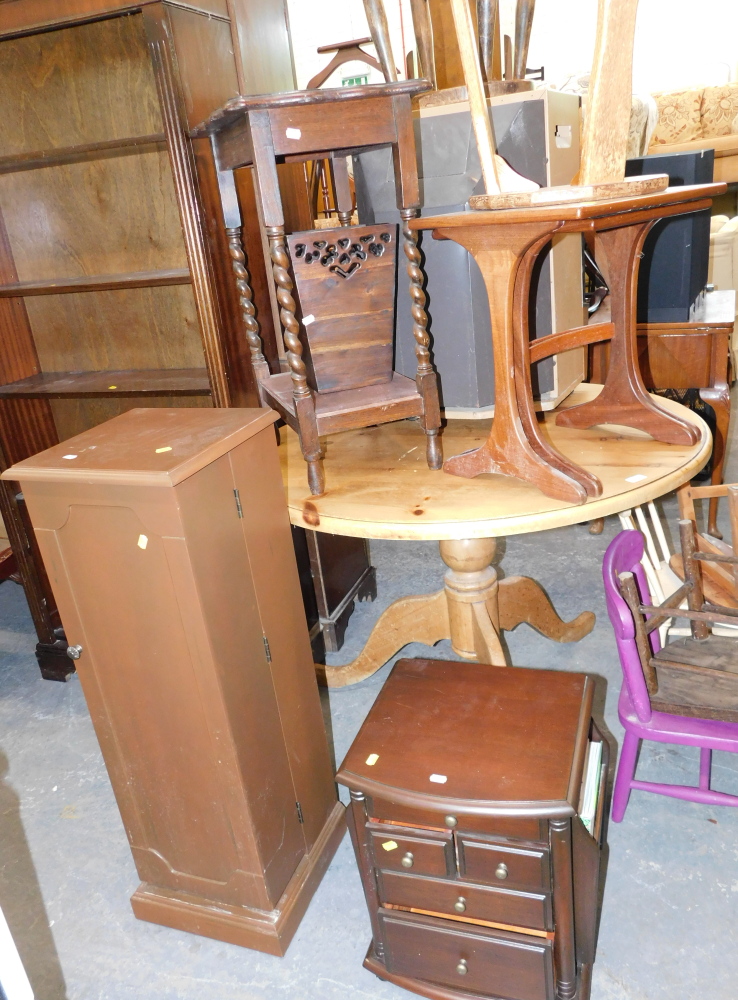 Assorted small tables, comprising side table, waste paper basket, oak three legged table, nest of tw