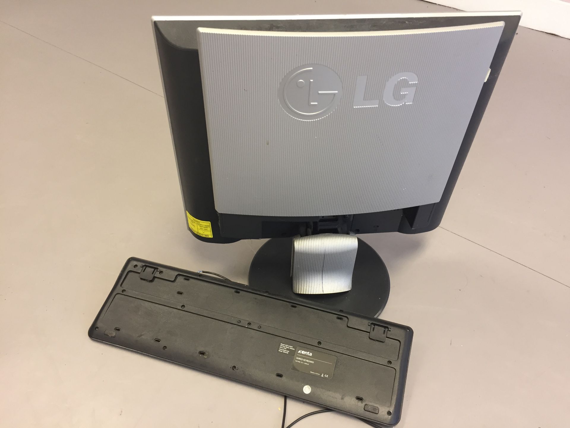 LG Monitor plus Keyboard - Bild 4 aus 4