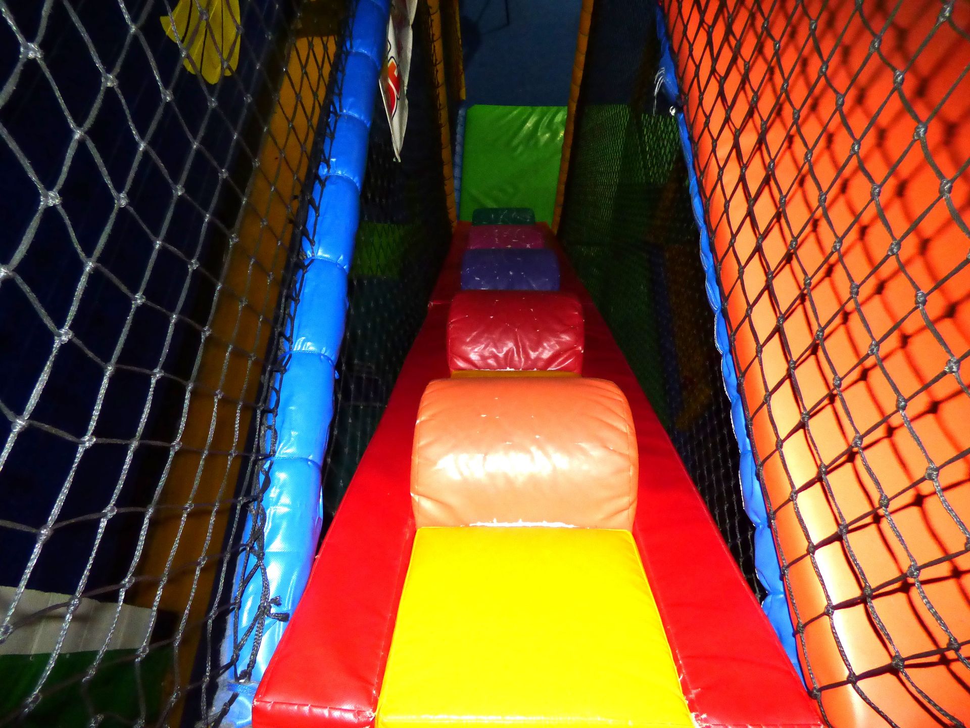 Over 4s Soft Play Adventure Area - Image 16 of 17