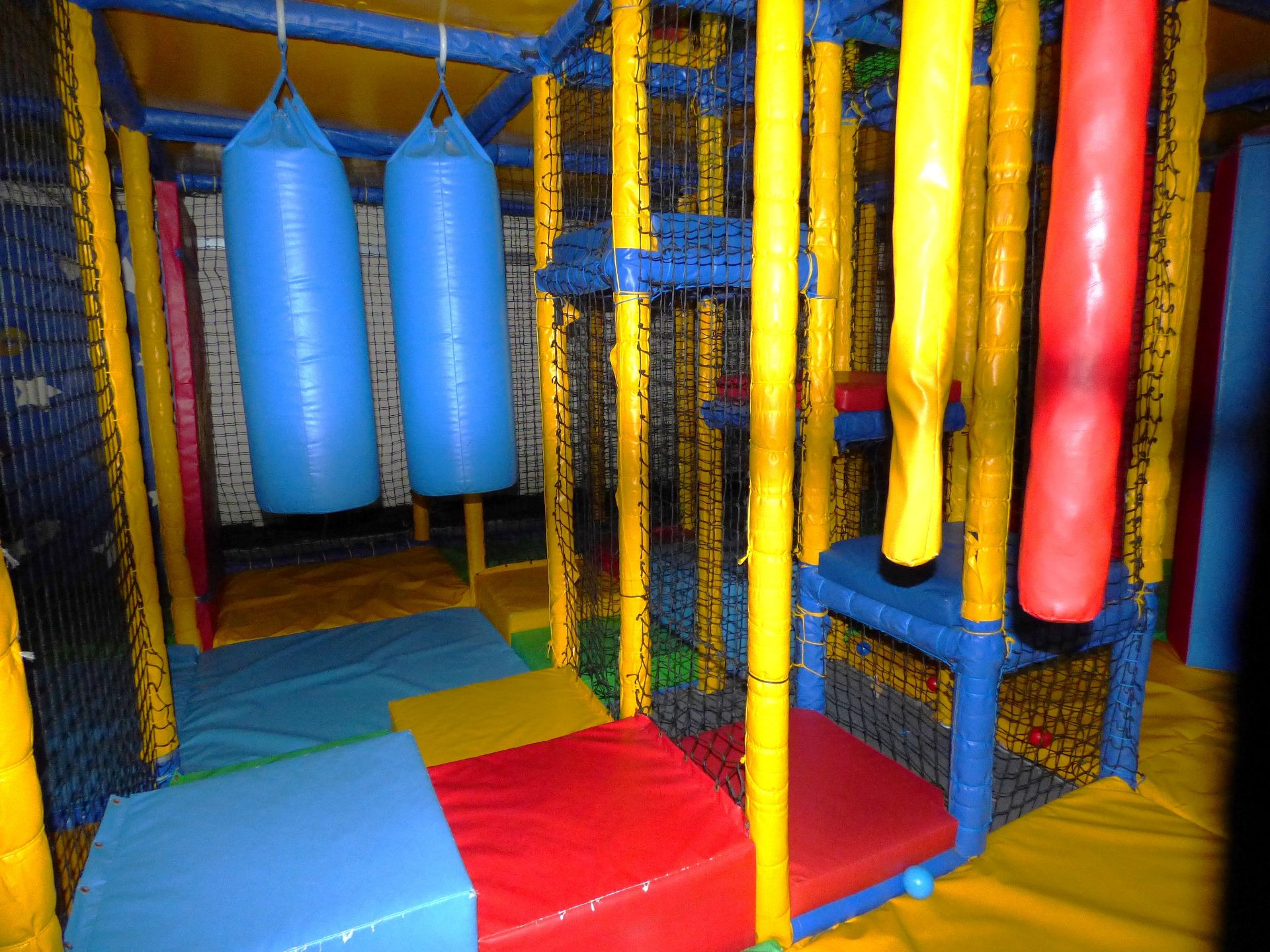Over 4s Soft Play Adventure Area - Image 11 of 17