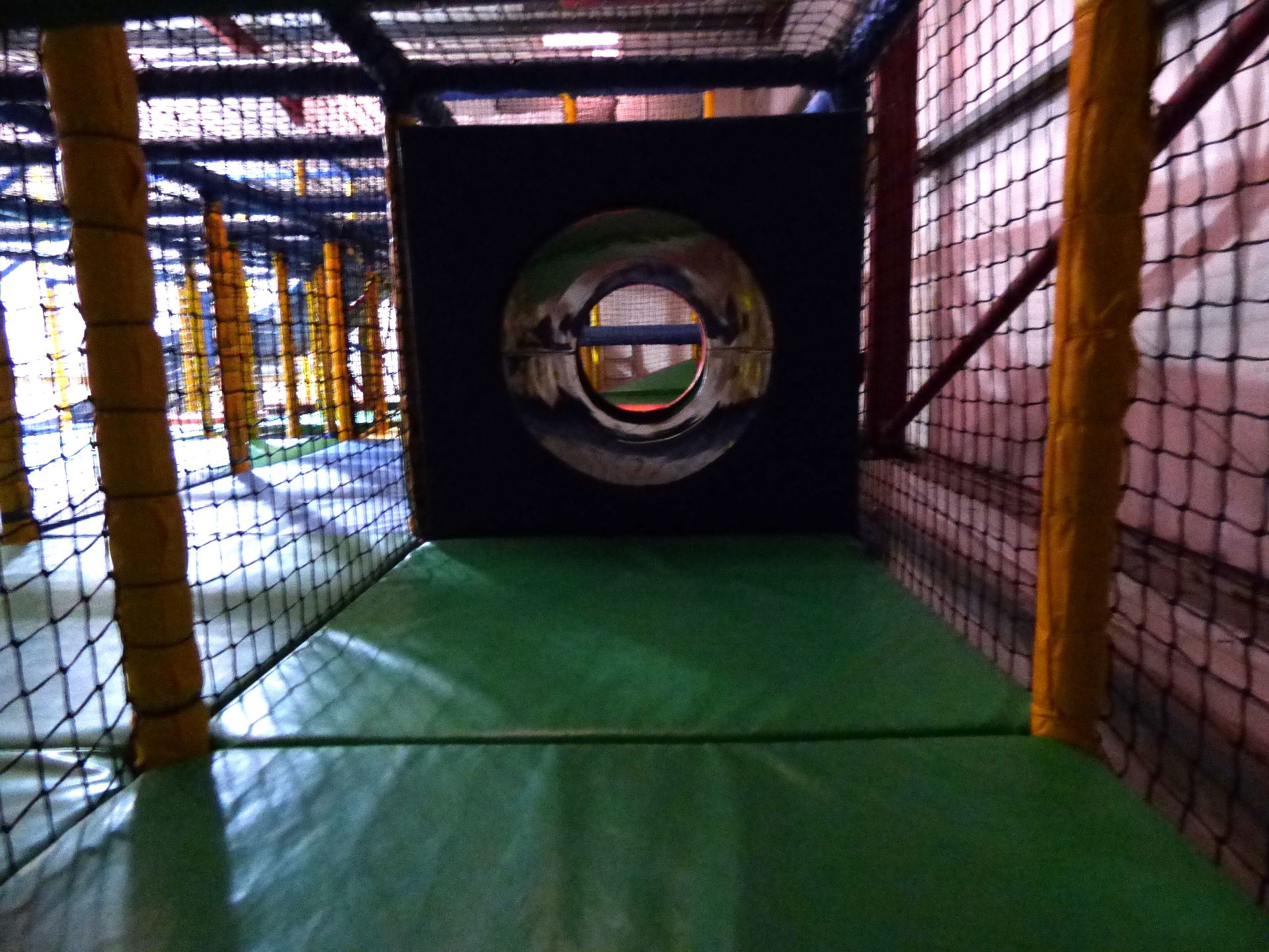 Over 4s Soft Play Adventure Area - Image 14 of 17