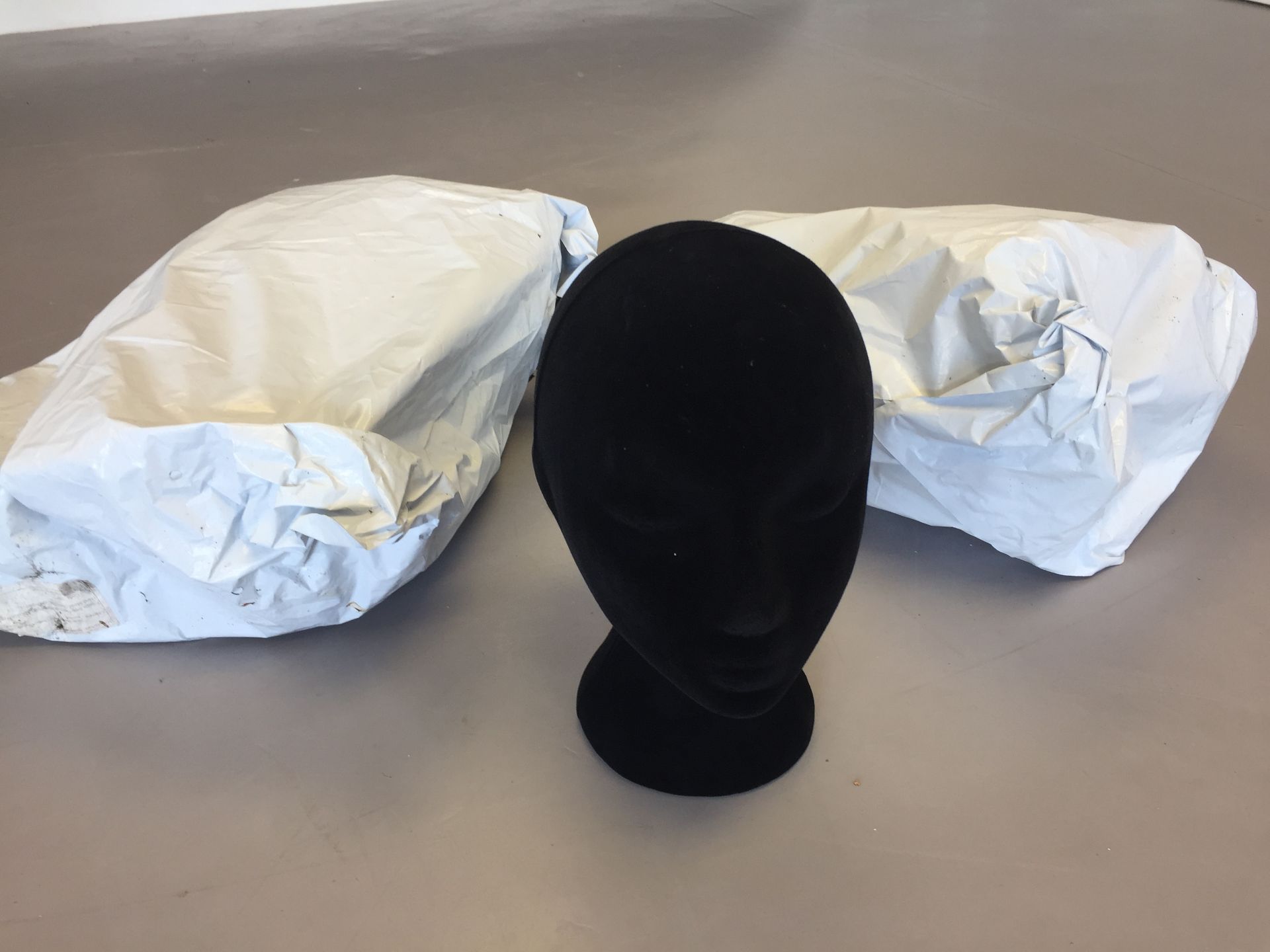 Mannequin Heads - Image 4 of 4
