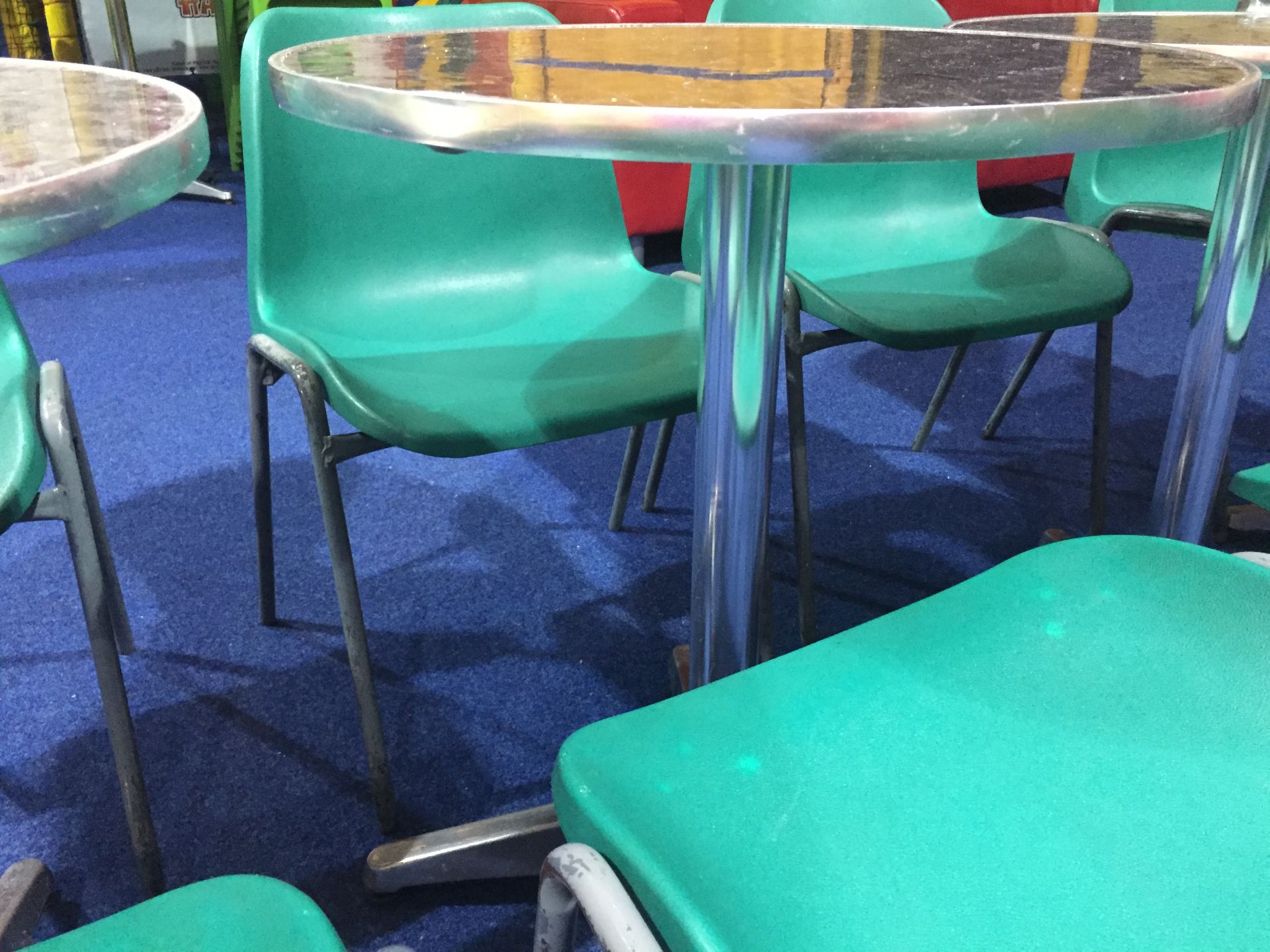 4 Tables & 8 Chairs - Image 7 of 9
