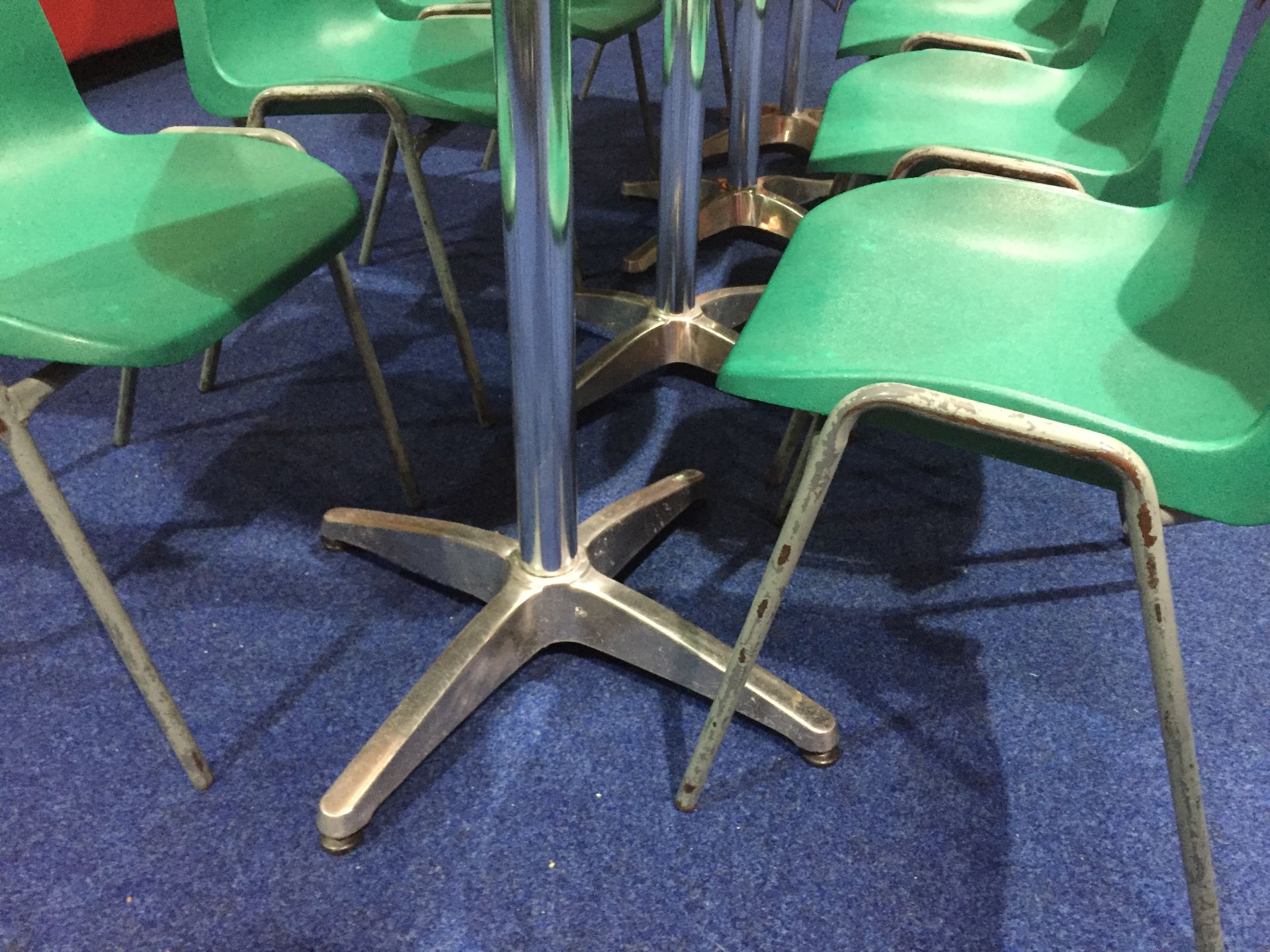 4 Tables & 8 Chairs - Image 8 of 9