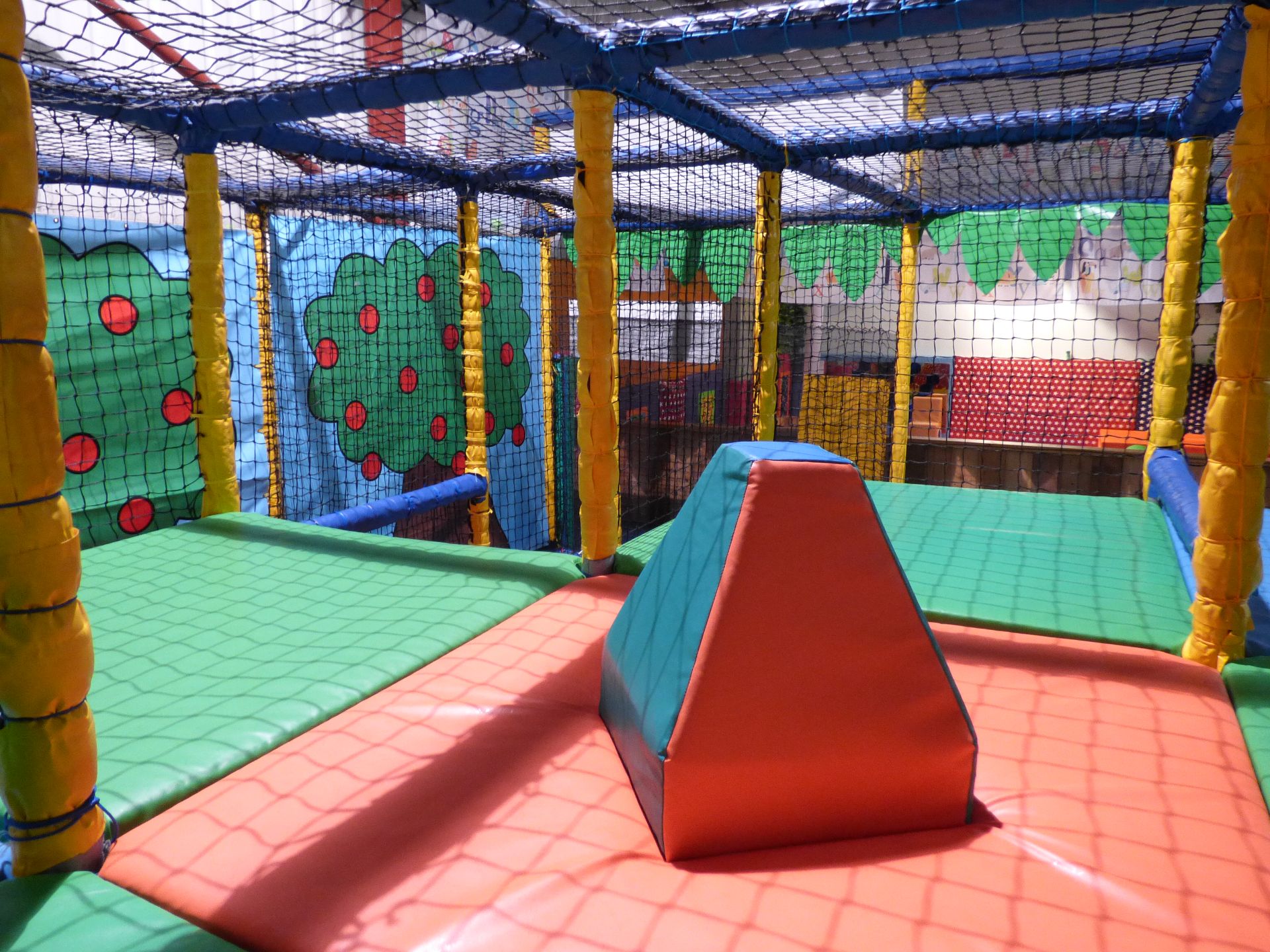 Under 4s only Soft Play Area - Image 9 of 12
