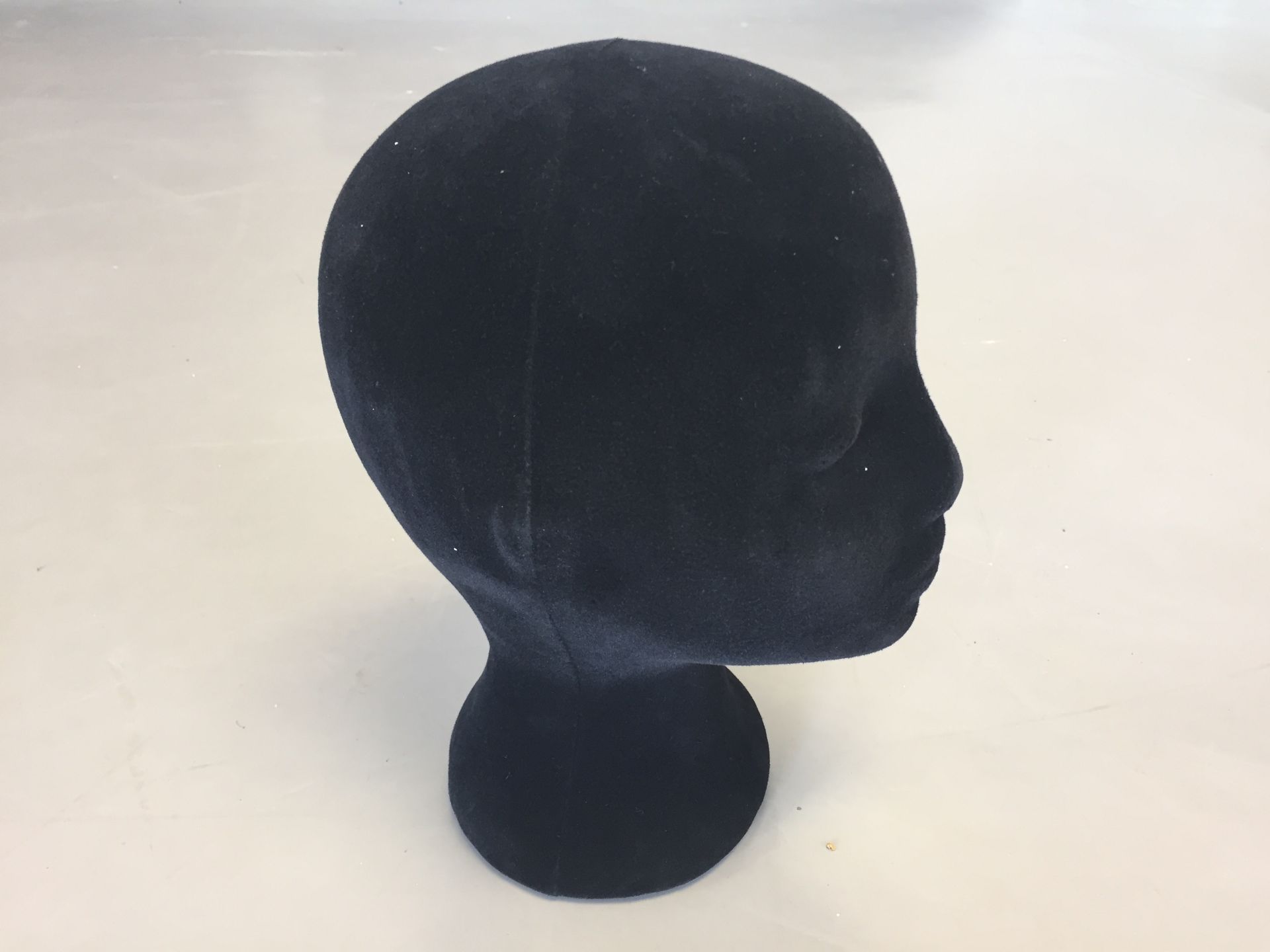 Mannequin Heads - Image 3 of 4