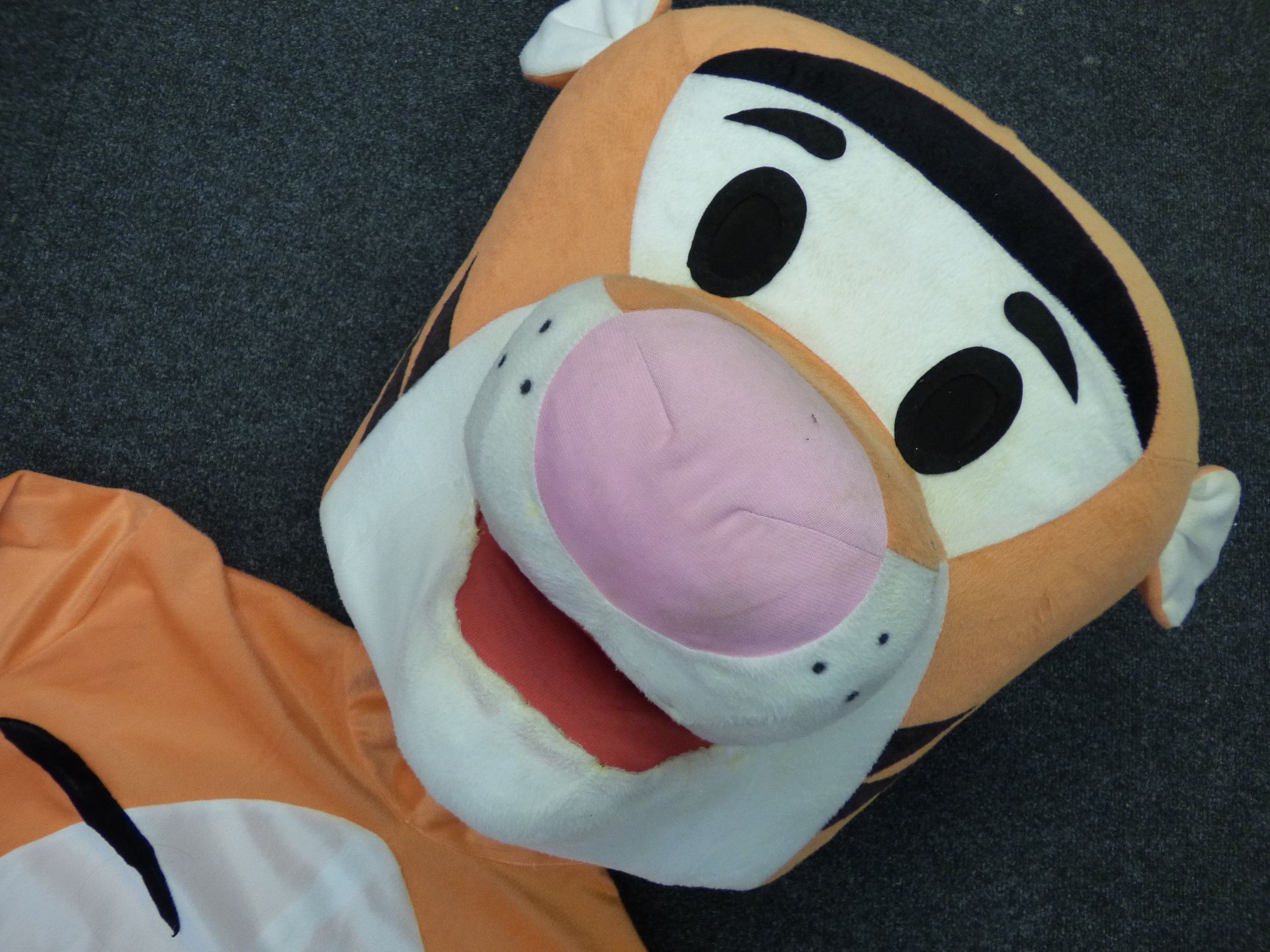 Tigger Style Costume - Image 2 of 3