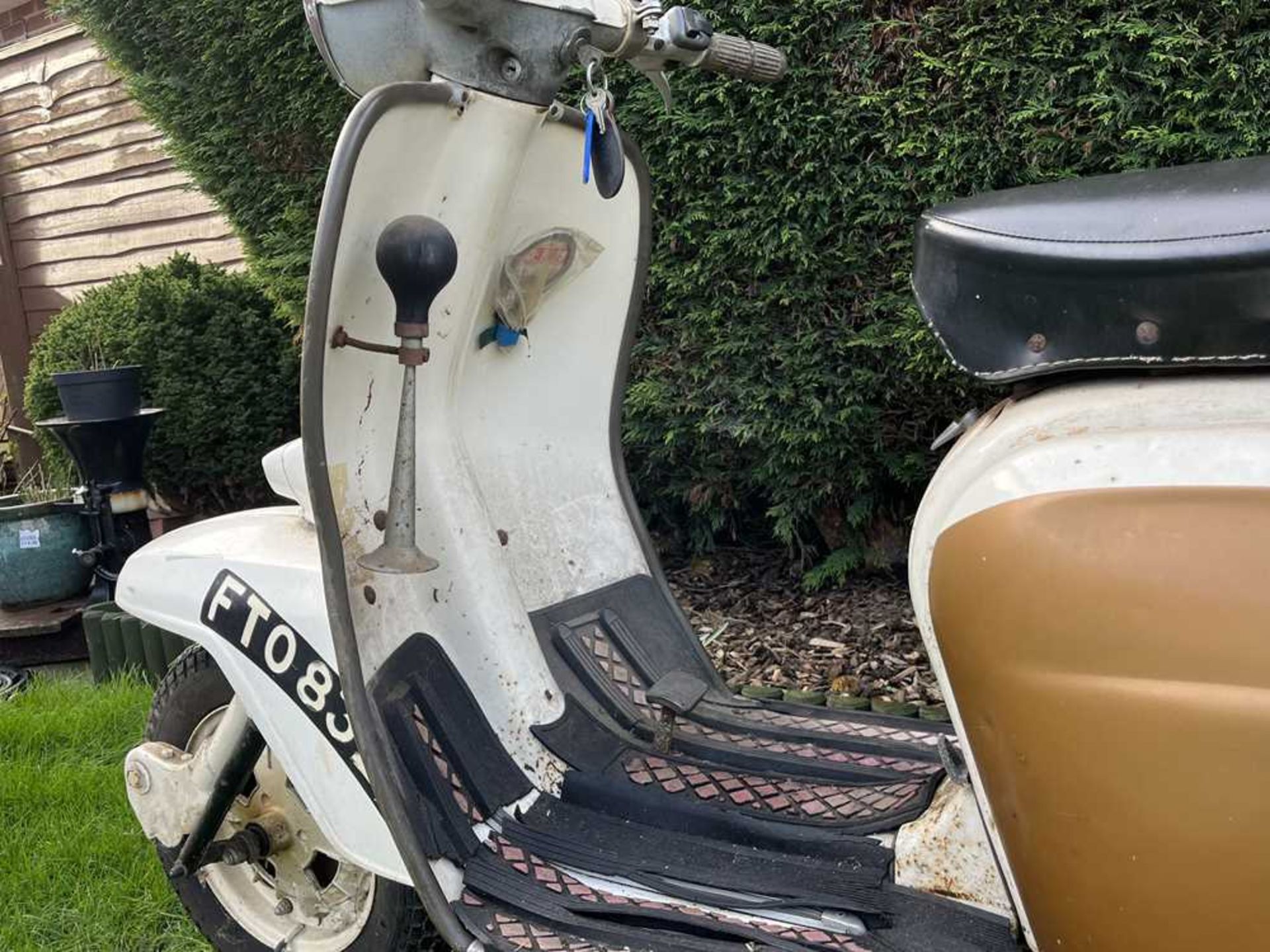 1965 Lambretta GT200 Extremely original with complete provenance - Image 98 of 148