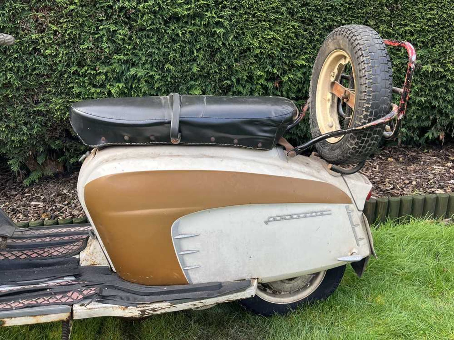 1965 Lambretta GT200 Extremely original with complete provenance - Image 100 of 148