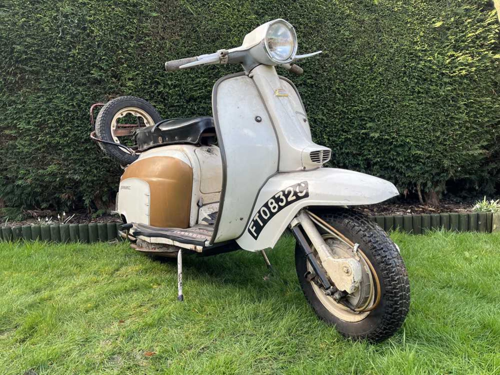 1965 Lambretta GT200 Extremely original with complete provenance - Image 5 of 148