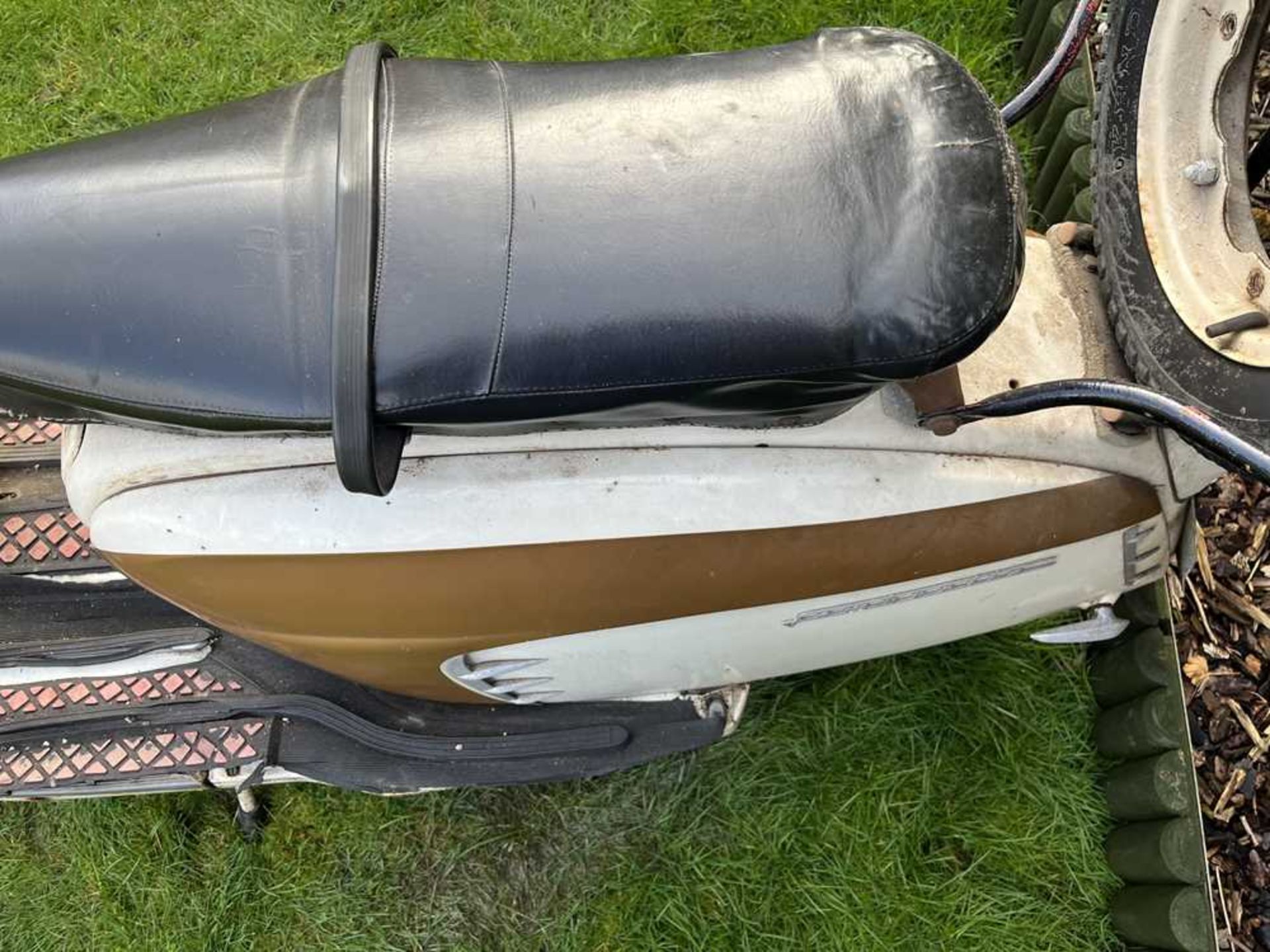 1965 Lambretta GT200 Extremely original with complete provenance - Image 82 of 148