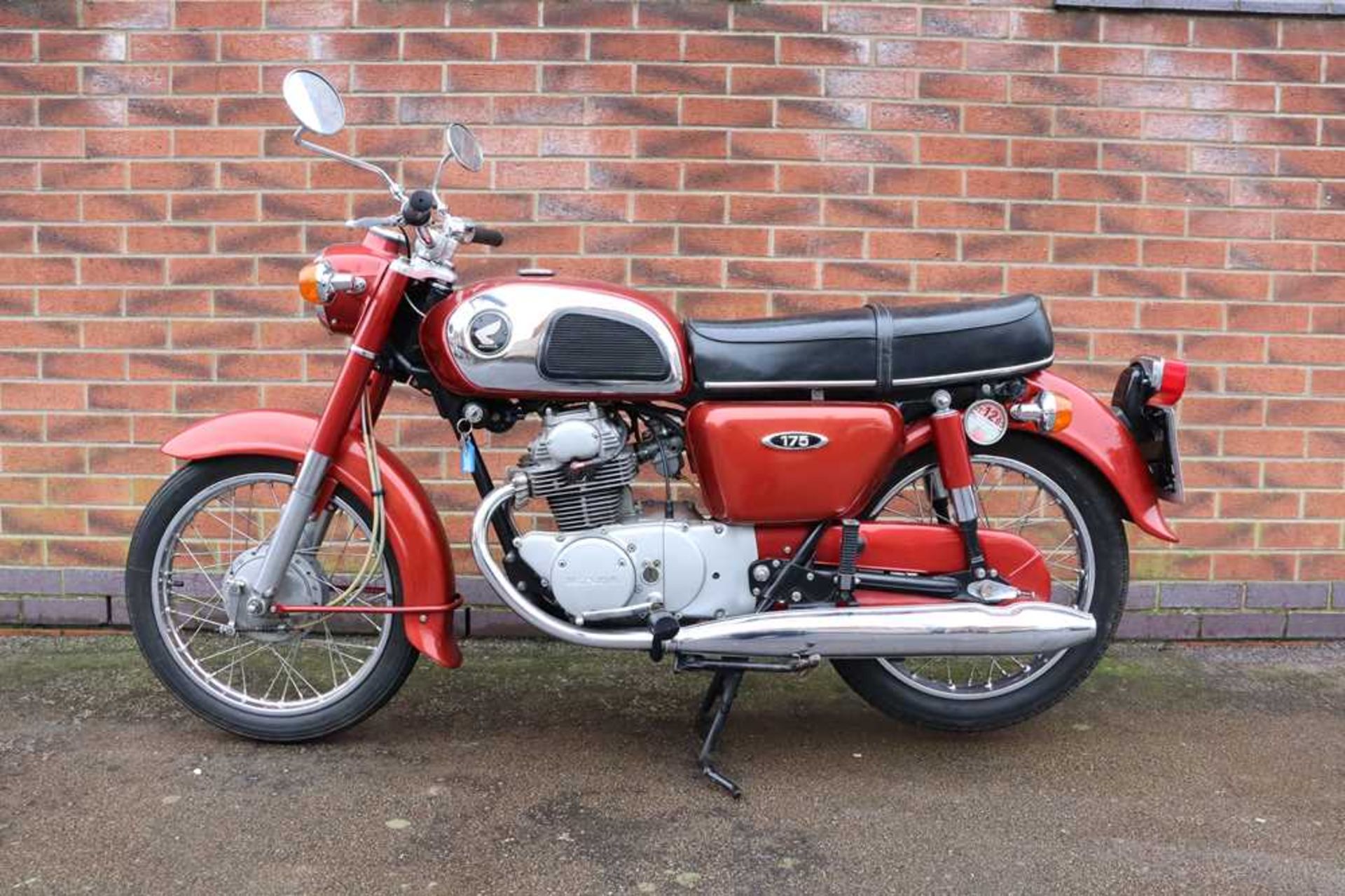 1972 Honda CD175 Authentically restored 175 twin - Image 2 of 43