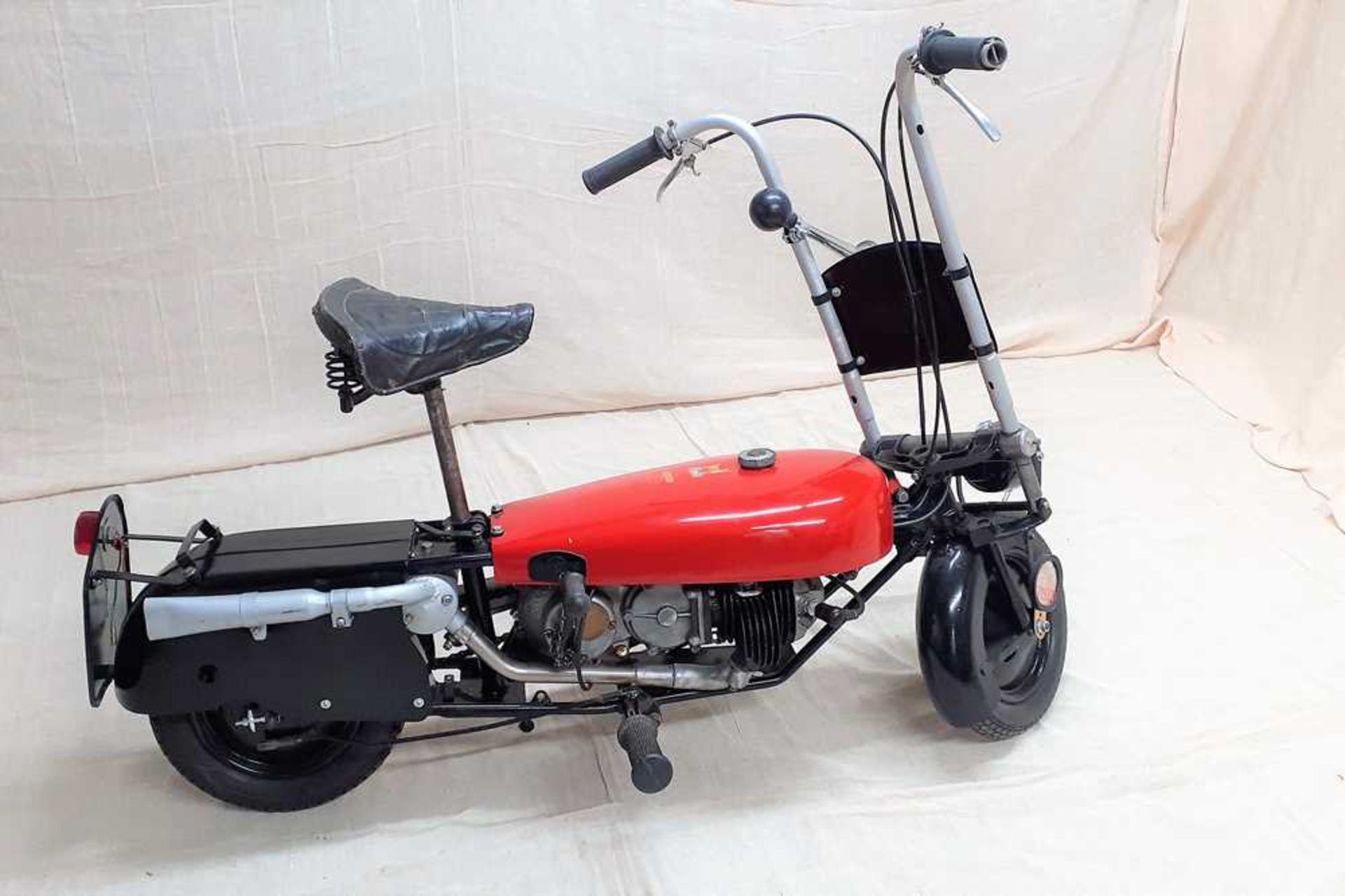 3x Corgi Motorcycles All are to be sold as one LOT - Image 23 of 30