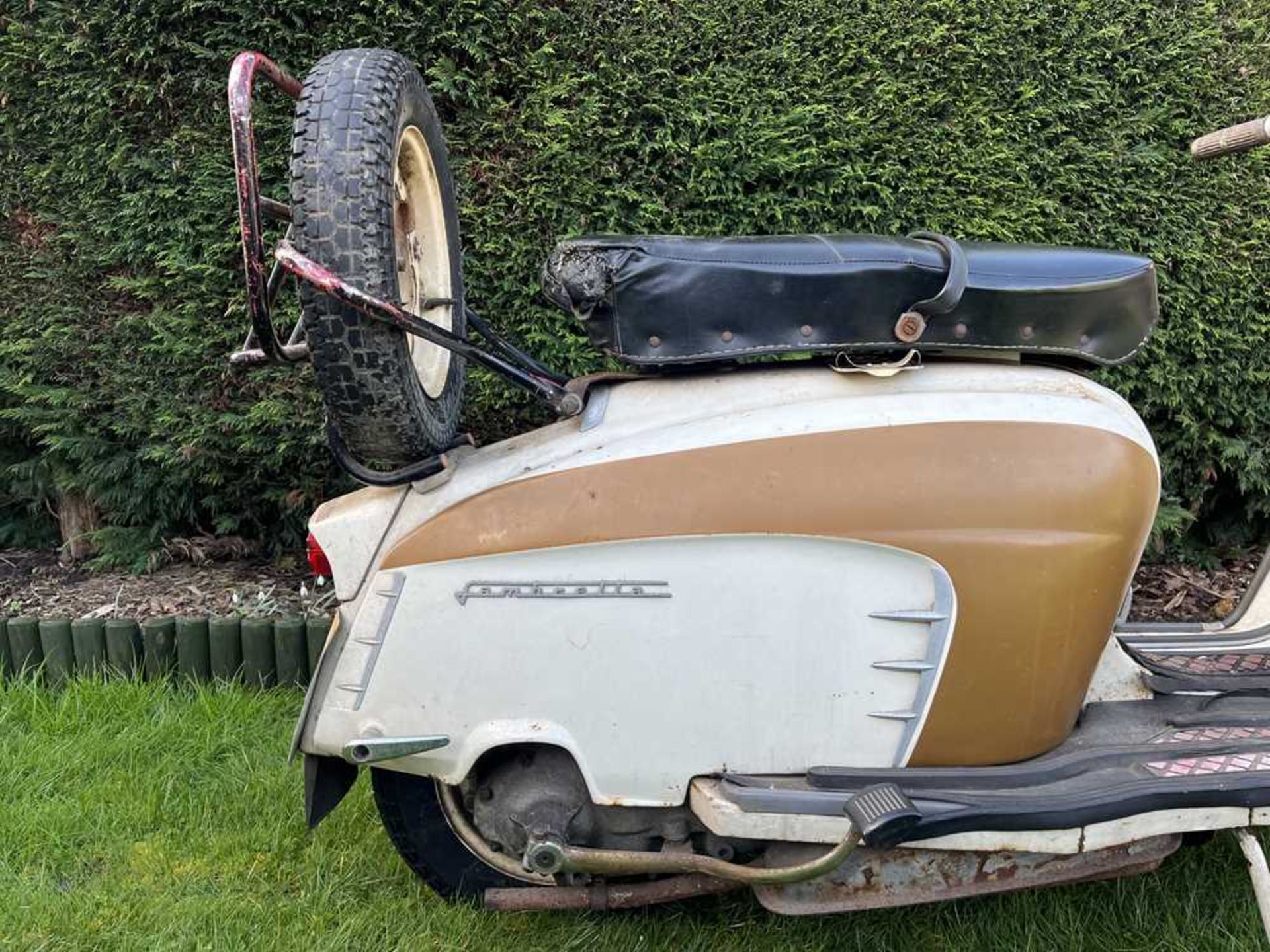 1965 Lambretta GT200 Extremely original with complete provenance - Image 31 of 148