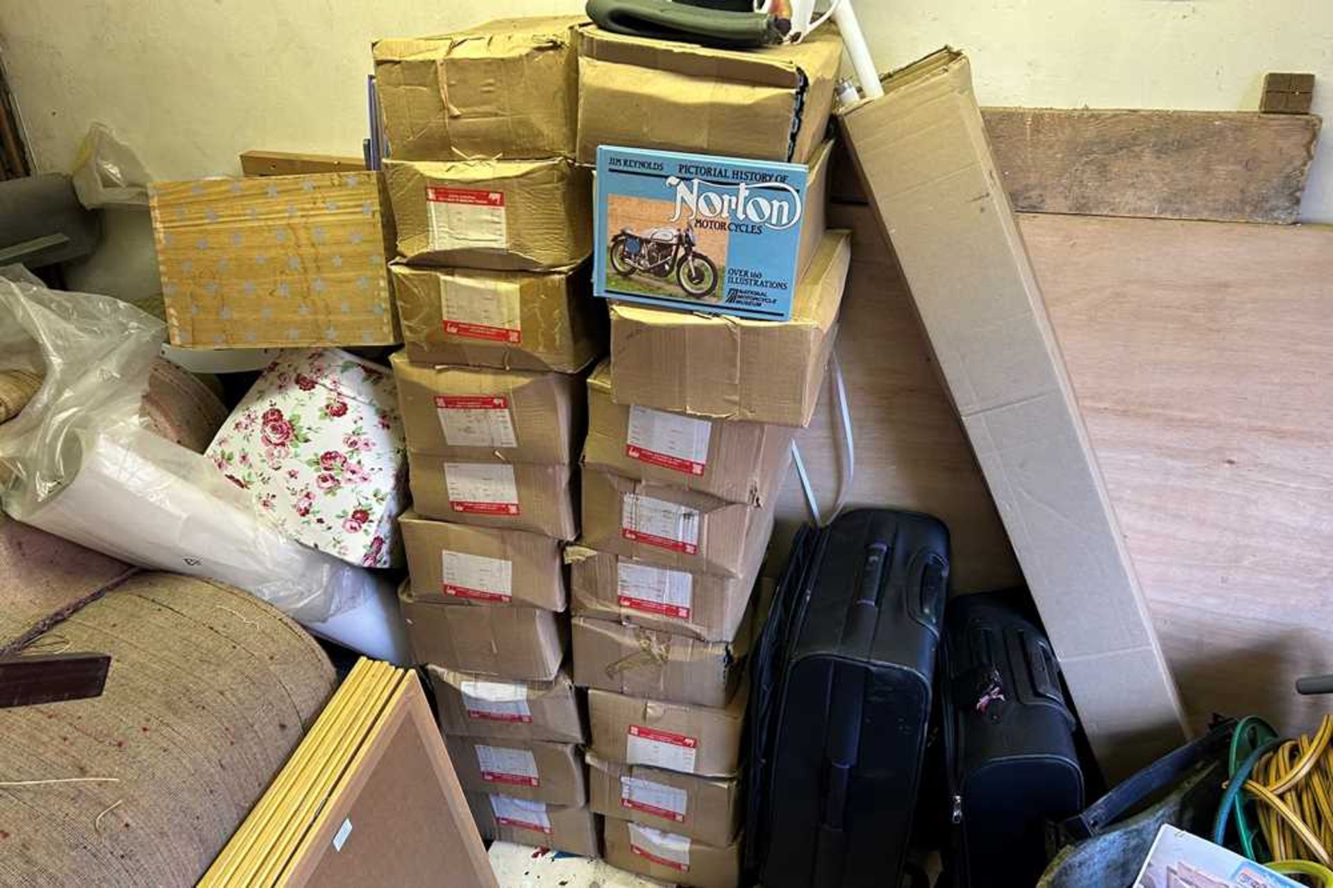 50 Boxes of Books 'Pictorial History of Norton Motorcycles' by Jim Reynolds - Image 2 of 3