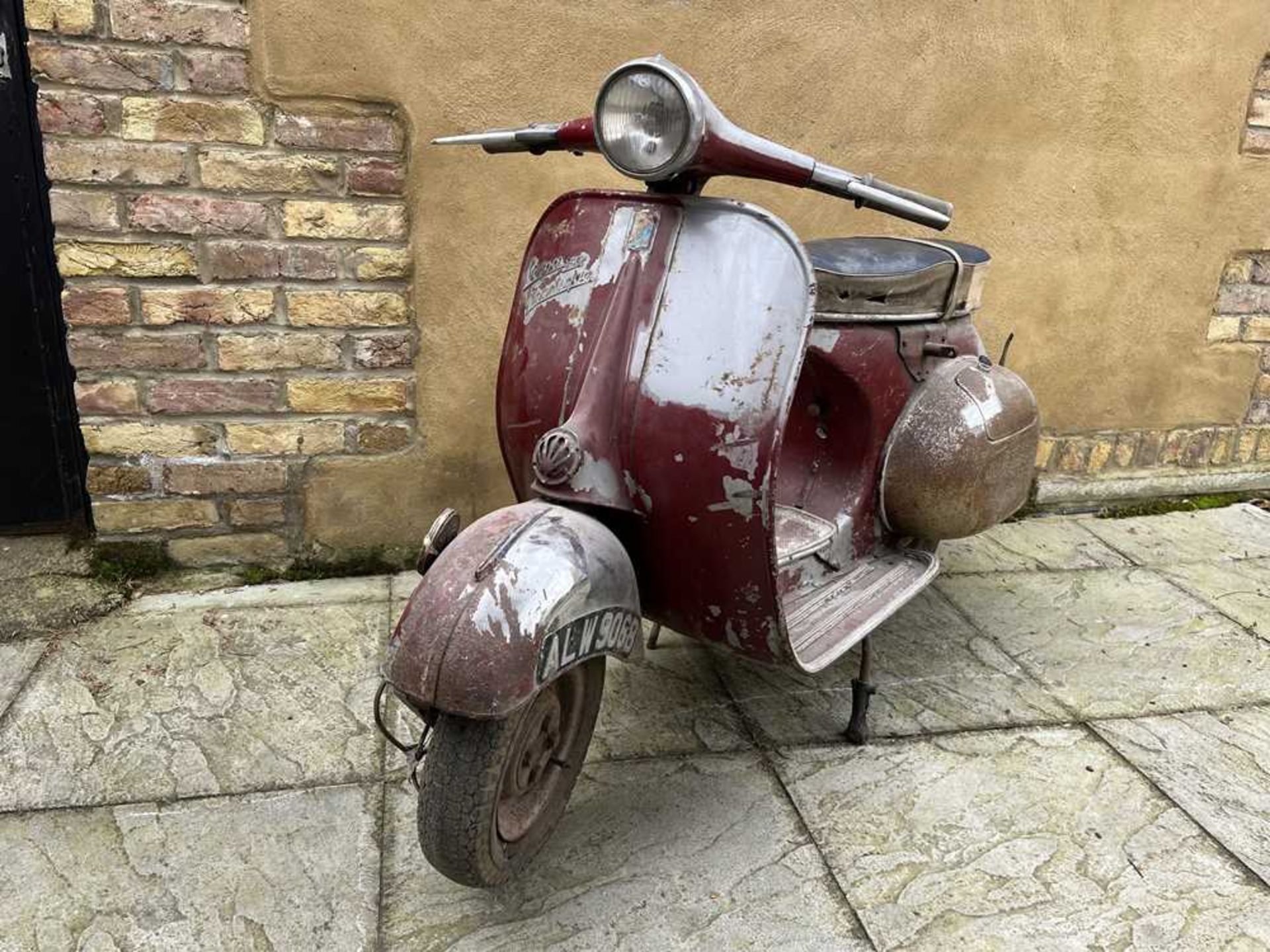 1965 Vespa (Douglas) Sportique Supreme Very rare model for restoration or conservation - Image 3 of 81