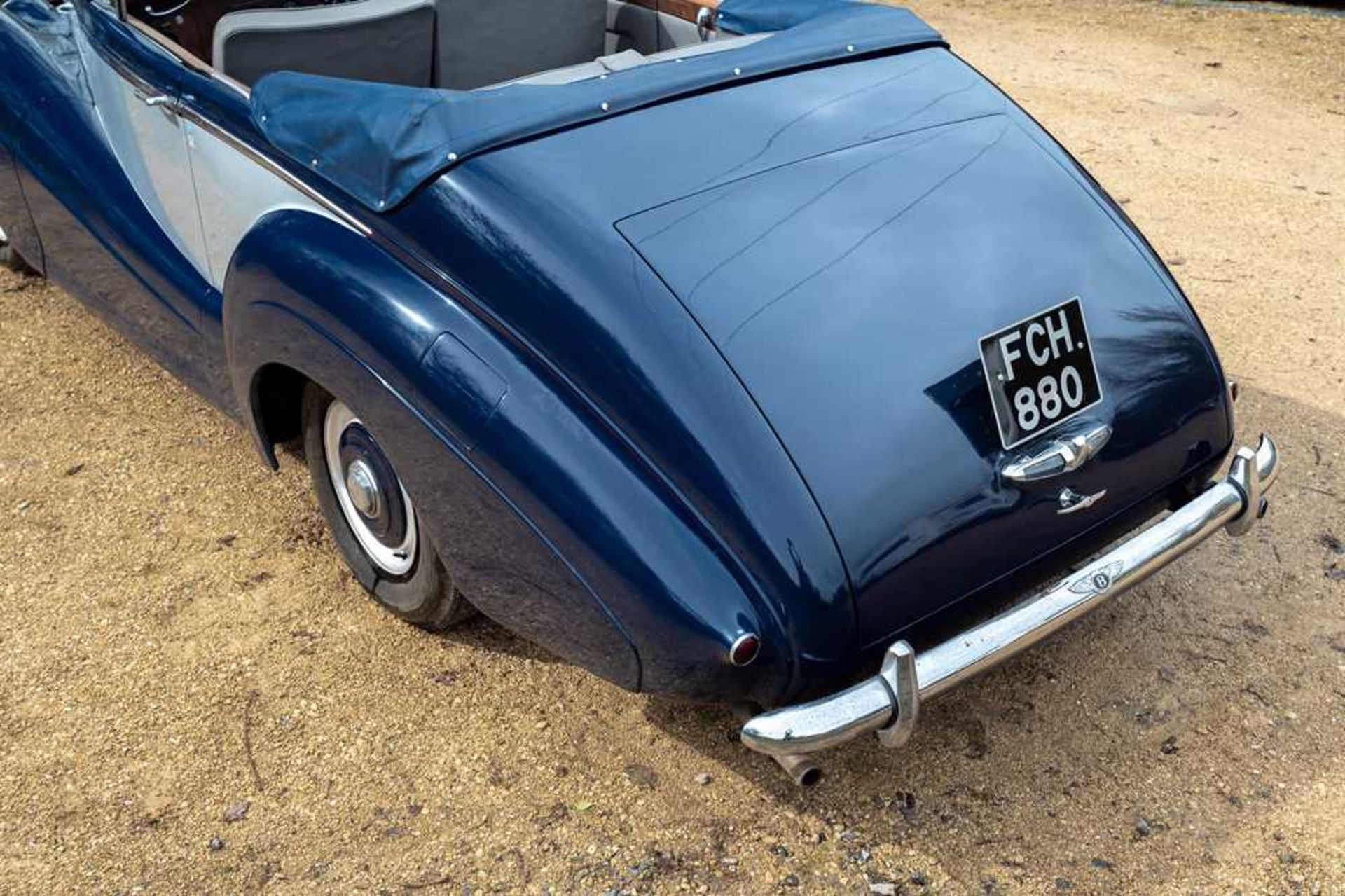 1954 Bentley R-Type Park Ward Drophead Coupe 1 of just 9 R-Type chassis clothed to Design 552 - Image 16 of 86