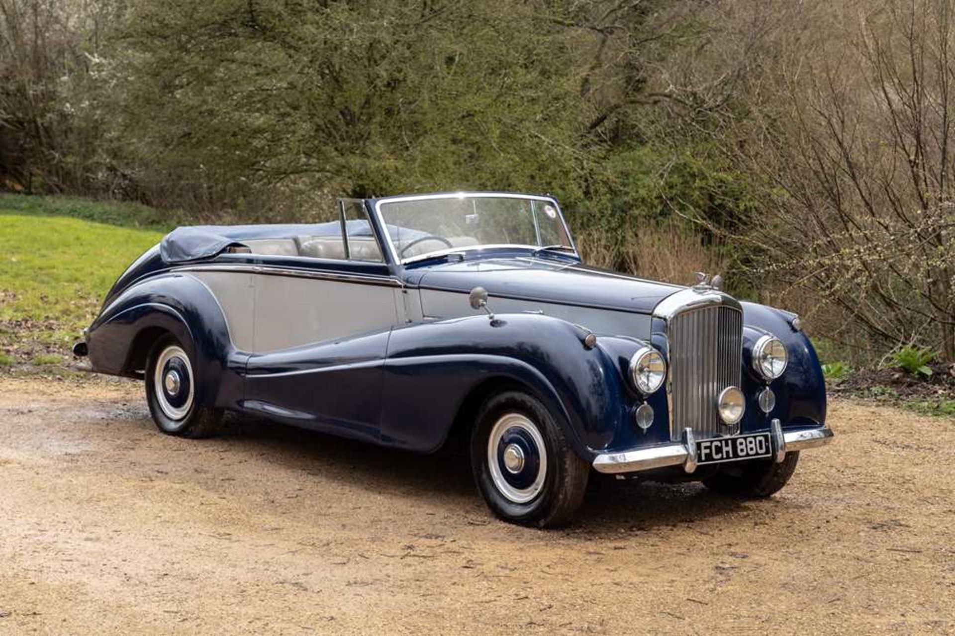 1954 Bentley R-Type Park Ward Drophead Coupe 1 of just 9 R-Type chassis clothed to Design 552 - Image 7 of 86