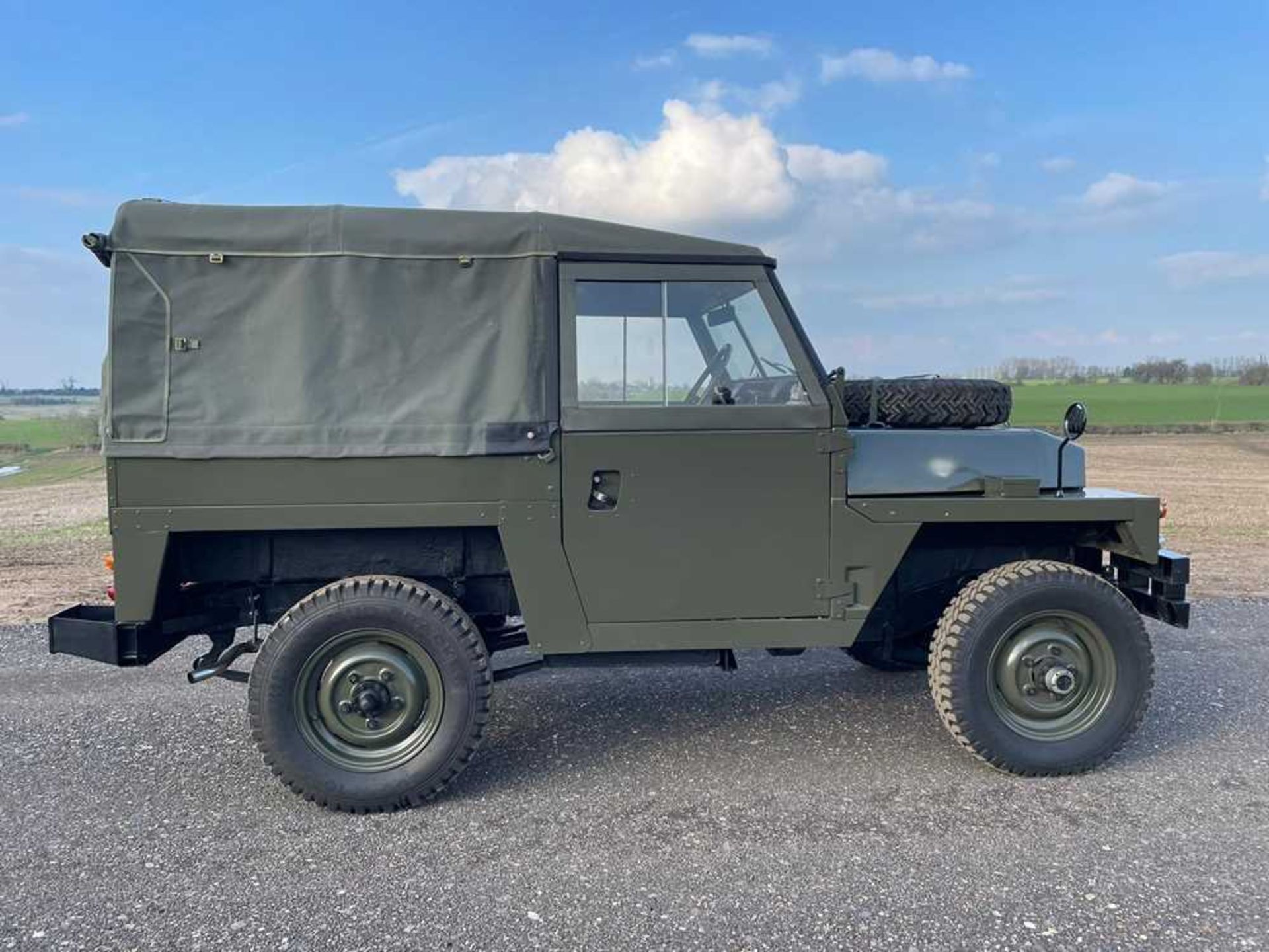 1972 Land Rover 88 Lightweight Extensive restoration recently completed - Image 5 of 22